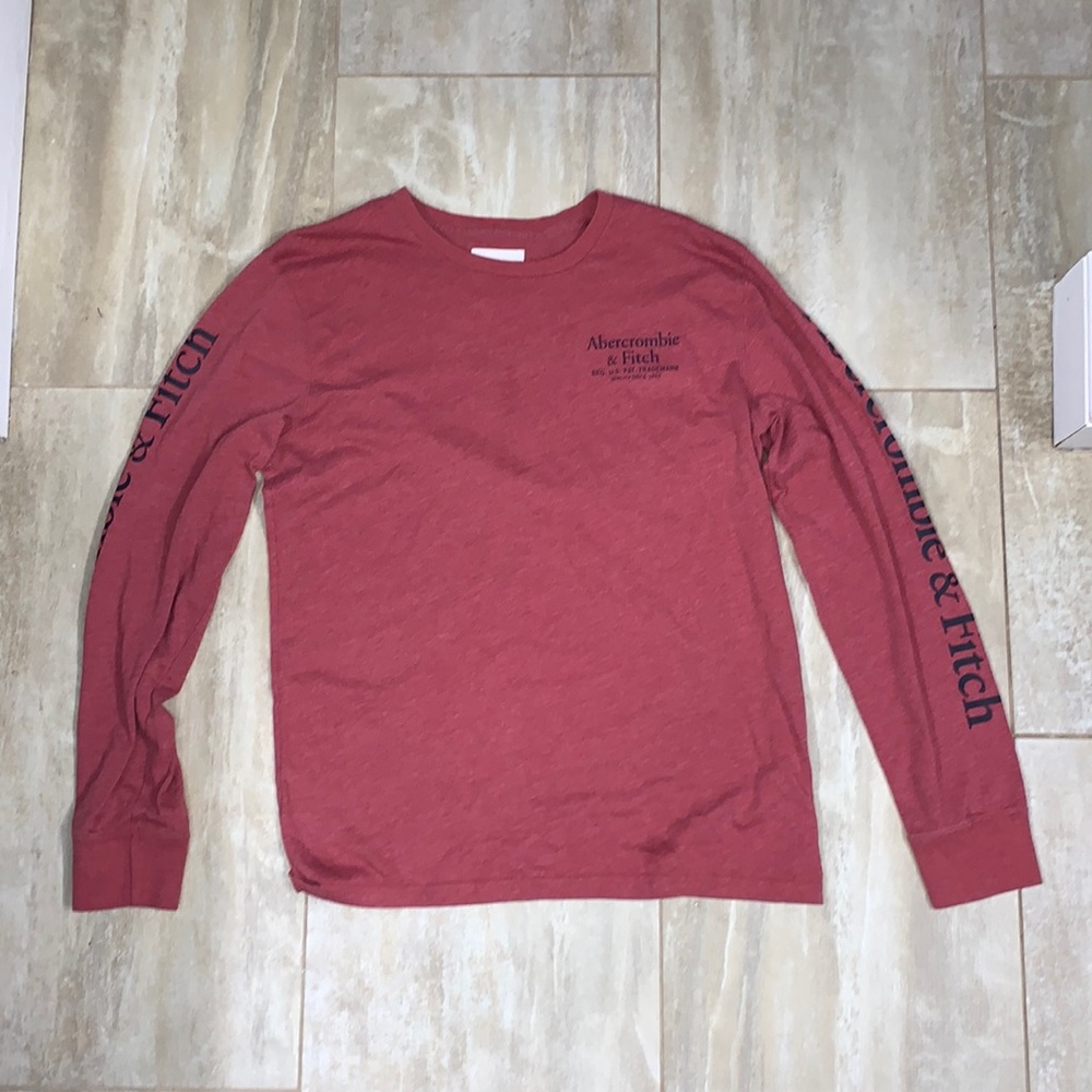Mens Abercrombie and Fitch long sleeve tee Small
